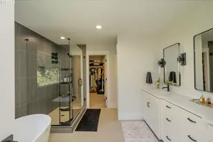 9240 SW 52nd Ave, Portland, OR 97219 - Photo 25