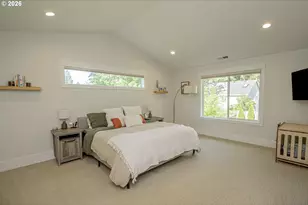 9240 SW 52nd Ave, Portland, OR 97219 - Photo 23