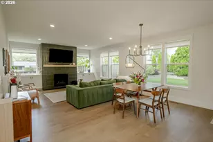 9240 SW 52nd Ave, Portland, OR 97219 - Photo 5
