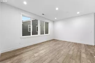 7741 NW Ladybug Pl, Portland, OR 97229 - Photo 23