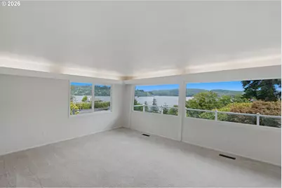 451 Simpson Ave, North Bend, OR 97459 - Photo 27