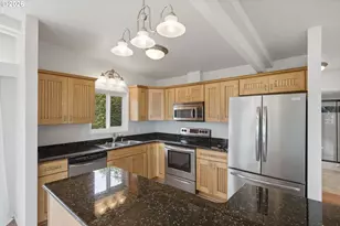 451 Simpson Ave, North Bend, OR 97459 - Photo 11
