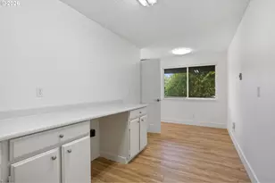 3653 SW 52nd Pl, Portland, OR 97221 - Photo 33