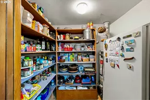 16 SW Canby St, Portland, OR 97219 - Photo 13