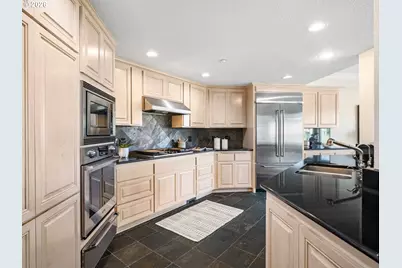 5615 SE Scenic Ln #200, Vancouver, WA 98661 - Photo 11
