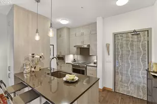 1133 NW 11th Ave, Portland, OR 97209 - Photo 5