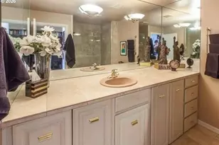 1630 S Harbor Way, Portland, OR 97201 - Photo 13