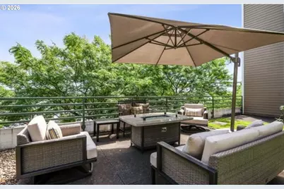 1630 S Harbor Way, Portland, OR 97201 - Photo 33