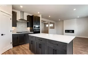 2188 Veneta Ave S, Salem, OR 97306 - Photo 5