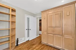 333 Commercial St, Astoria, OR 97103 - Photo 13