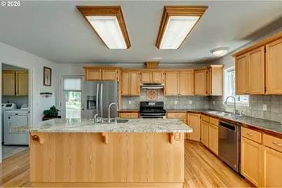 185 Coronet Dr, Ariel, WA 98603 - Photo 5