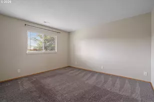 12506 SE Stark St, Portland, OR 97233 - Photo 17