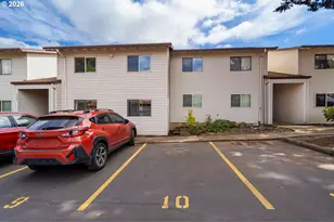 12506 SE Stark St, Portland, OR 97233 - Photo 29