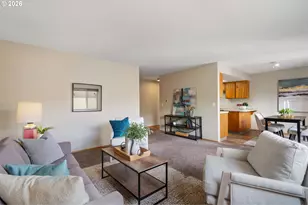 12506 SE Stark St, Portland, OR 97233 - Photo 13