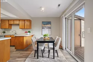 12506 SE Stark St, Portland, OR 97233 - Photo 9