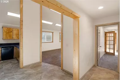 76154 Coho Ln, Oakridge, OR 97463 - Photo 11