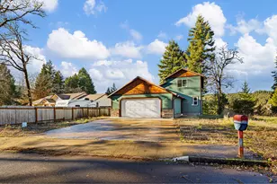 76154 Coho Ln, Oakridge, OR 97463 - Photo 5