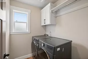 896 SE 43rd Ave, Hillsboro, OR 97123 - Photo 27