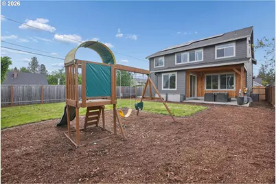 896 SE 43rd Ave, Hillsboro, OR 97123 - Photo 31