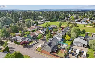 896 SE 43rd Ave, Hillsboro, OR 97123 - Photo 35