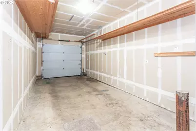 2431 SE 141st Ave, Portland, OR 97233 - Photo 25