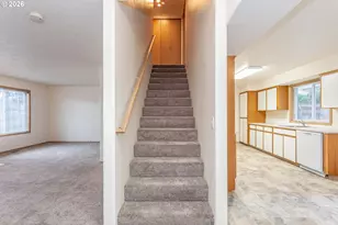 2431 SE 141st Ave, Portland, OR 97233 - Photo 17