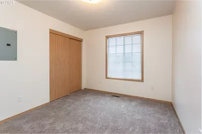 2431 SE 141st Ave, Portland, OR 97233 - Photo 19