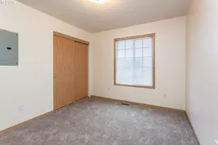 2431 SE 141st Ave, Portland, OR 97233 - Photo 19