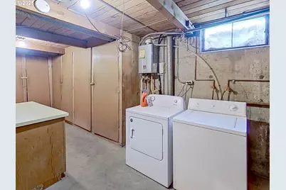 7750 N Decatur St, Portland, OR 97203 - Photo 23