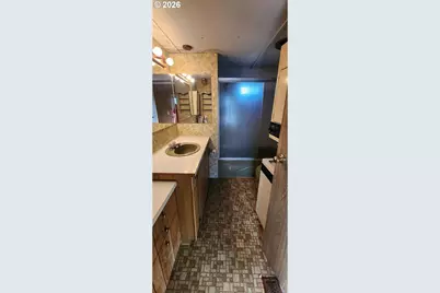 501 Division Ave #11, Eugene, OR 97404 - Photo 5