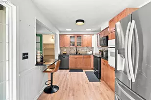 1960 W 25th Ave, Eugene, OR 97405 - Photo 13