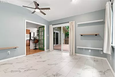 1960 W 25th Ave, Eugene, OR 97405 - Photo 17