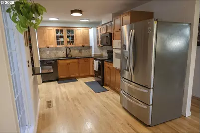 1960 W 25th Ave, Eugene, OR 97405 - Photo 5