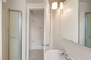 910 E 22nd Ave, Eugene, OR 97405 - Photo 23