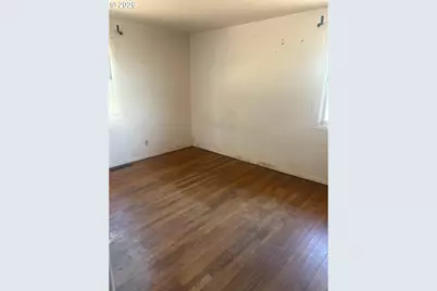 855 SE Sheridan Rd, Sheridan, OR 97378 - Photo 7