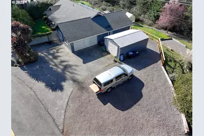 838 Marina Heights Rd, Brookings, OR 97415 - Photo 3