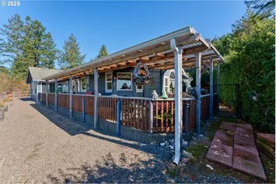 838 Marina Heights Rd, Brookings, OR 97415 - Photo 15