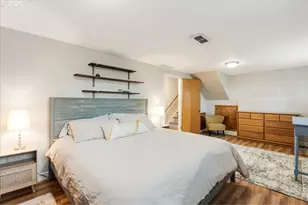 6935 SW Taylors Ferry Rd, Portland, OR 97223 - Photo 23