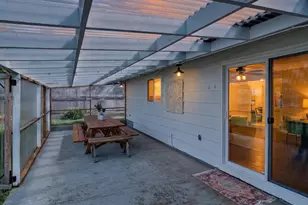 6935 SW Taylors Ferry Rd, Portland, OR 97223 - Photo 27