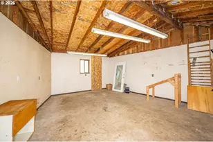 250 Rose Ct, Eugene, OR 97401 - Photo 27