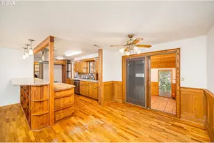 250 Rose Ct, Eugene, OR 97401 - Photo 7