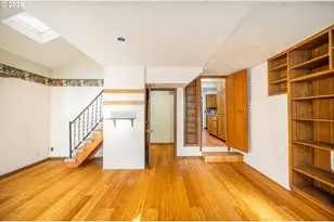 250 Rose Ct, Eugene, OR 97401 - Photo 23