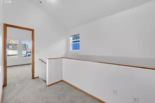 8740 N Drummond Ave, Portland, OR 97217 - Photo 21