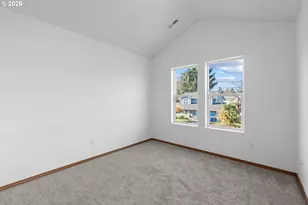 8740 N Drummond Ave, Portland, OR 97217 - Photo 29