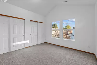 8740 N Drummond Ave, Portland, OR 97217 - Photo 23