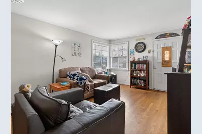 908 W 39th St, Vancouver, WA 98660 - Photo 5