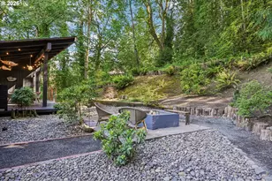 1322 SW Maplecrest Dr, Portland, OR 97219 - Photo 43