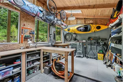 1322 SW Maplecrest Dr, Portland, OR 97219 - Photo 37