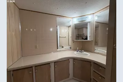 501 Division Ave #20, Eugene, OR 97404 - Photo 13