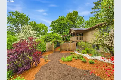 600 SW Viewmont Dr, Portland, OR 97225 - Photo 45